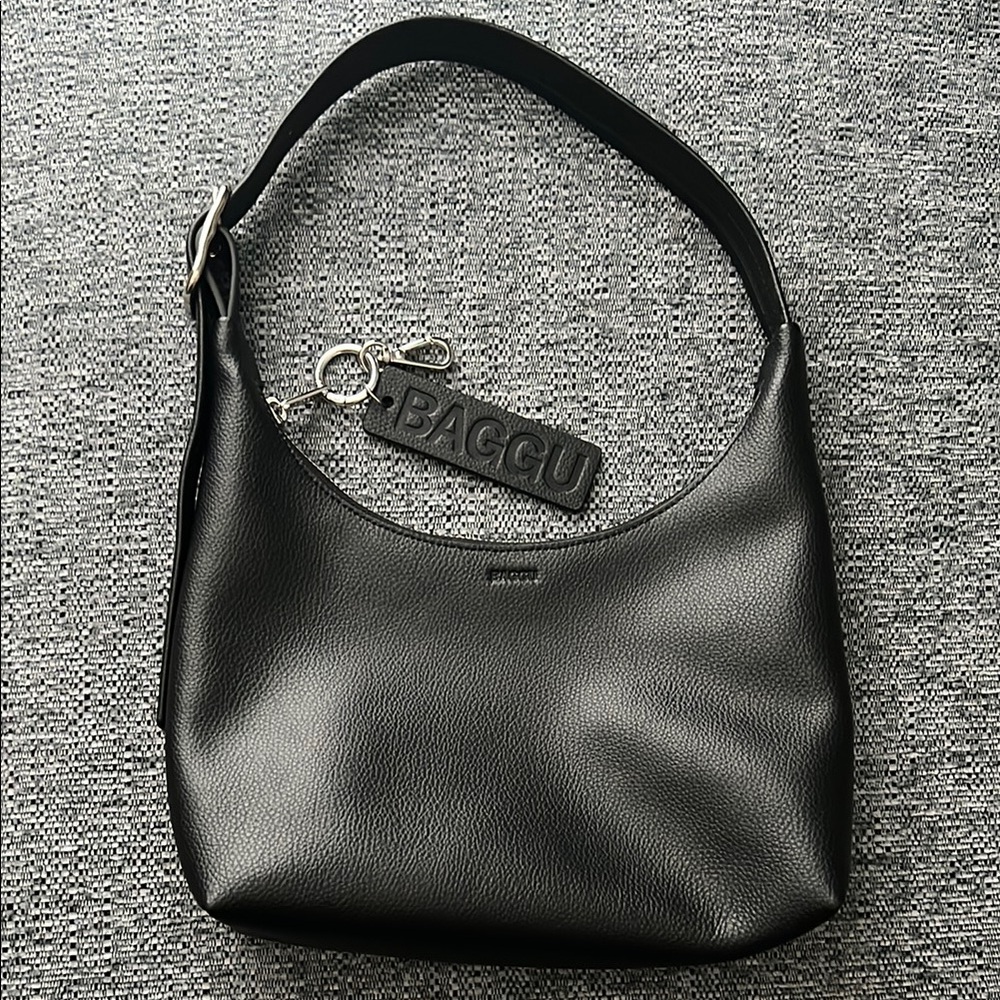 NWOT Mini BAGGU Recycled Leather Shoulder Bag (Black)